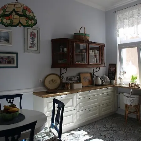 Apartament Chopina 12 *